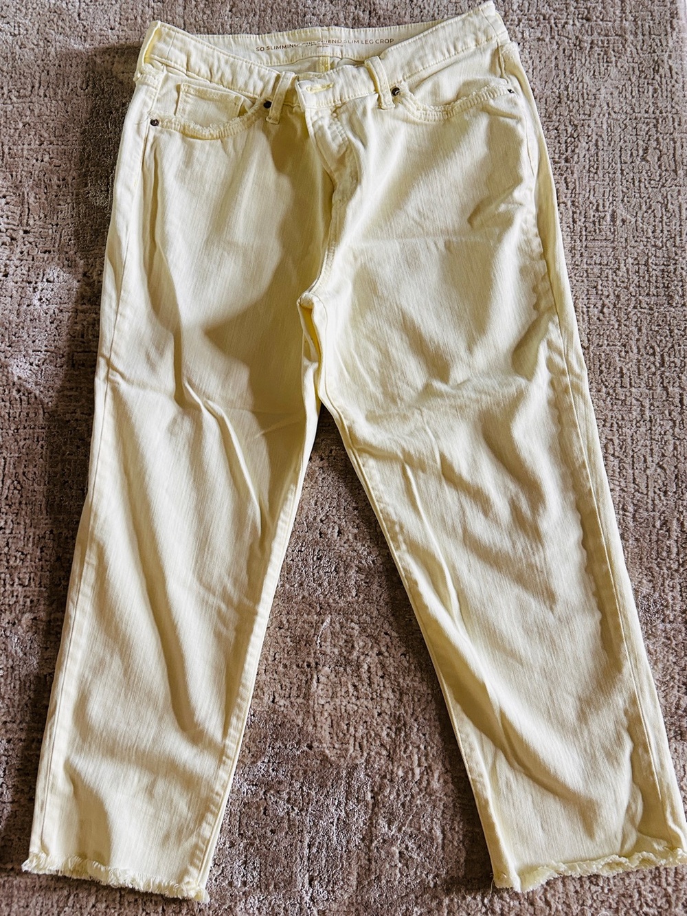 EUC - Chico's Light Yellow Slim Girlfriend Jeans